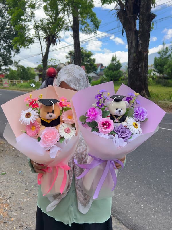 Sweet Teddy Graduation